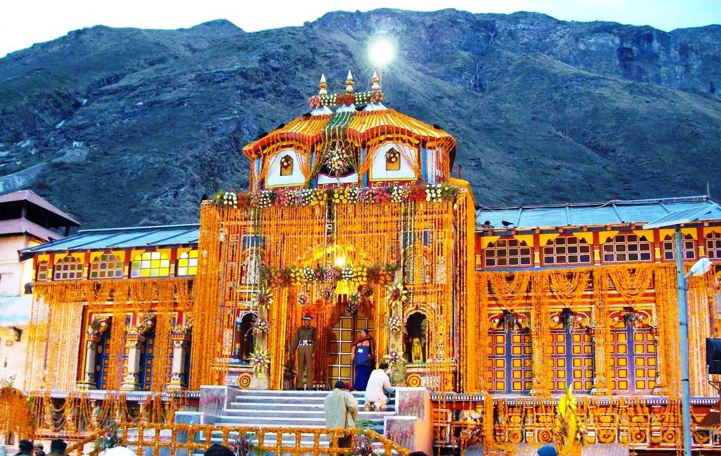 DAY 05: Sitapur - Badrinath / Govindghat (Approx. 230 km / 8-9 hrs)