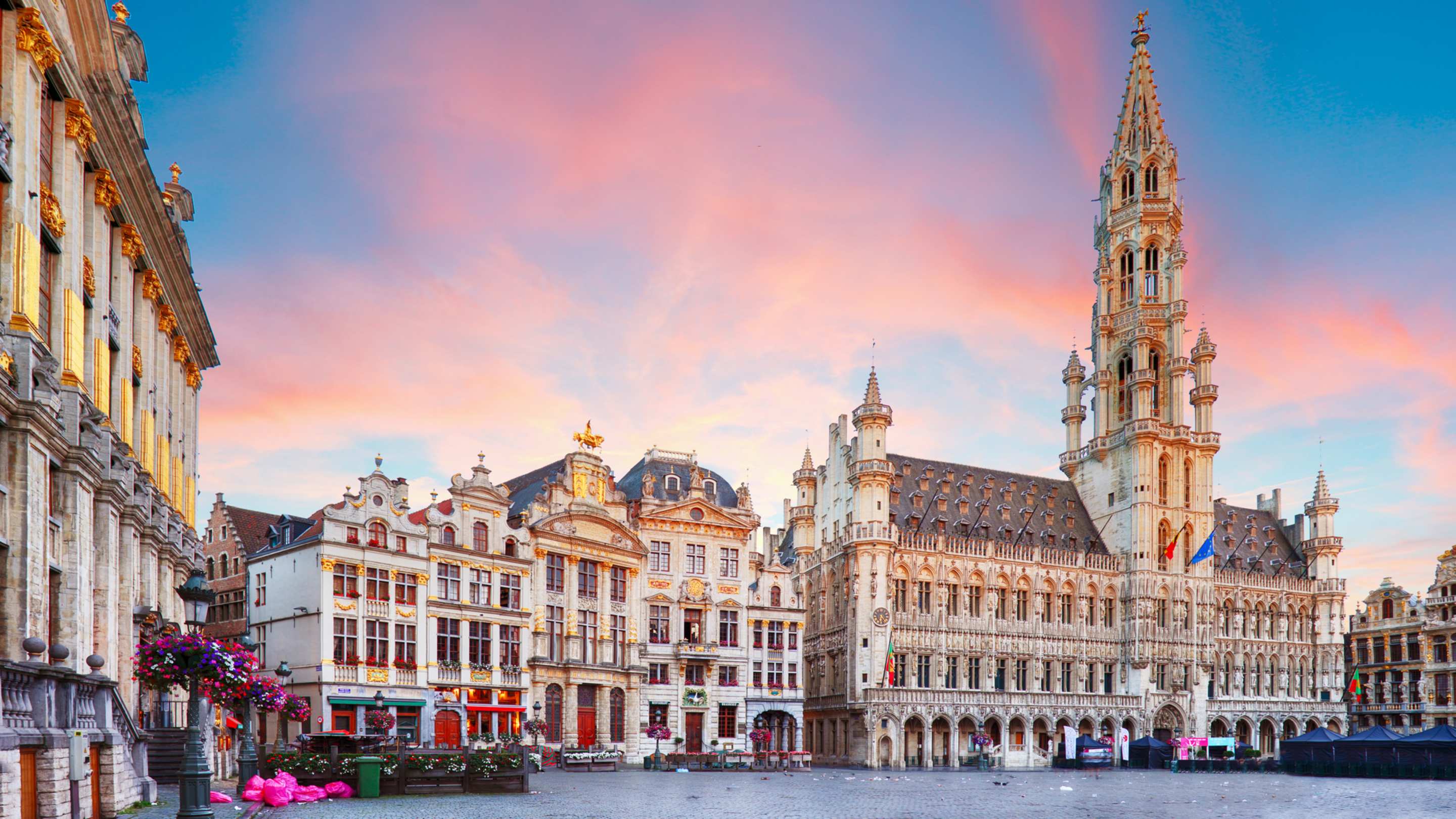 Day 06: Brussels - Grand Place - Manneken Pis - Keukenhof Gardens (Seasonal) - Madurodam  