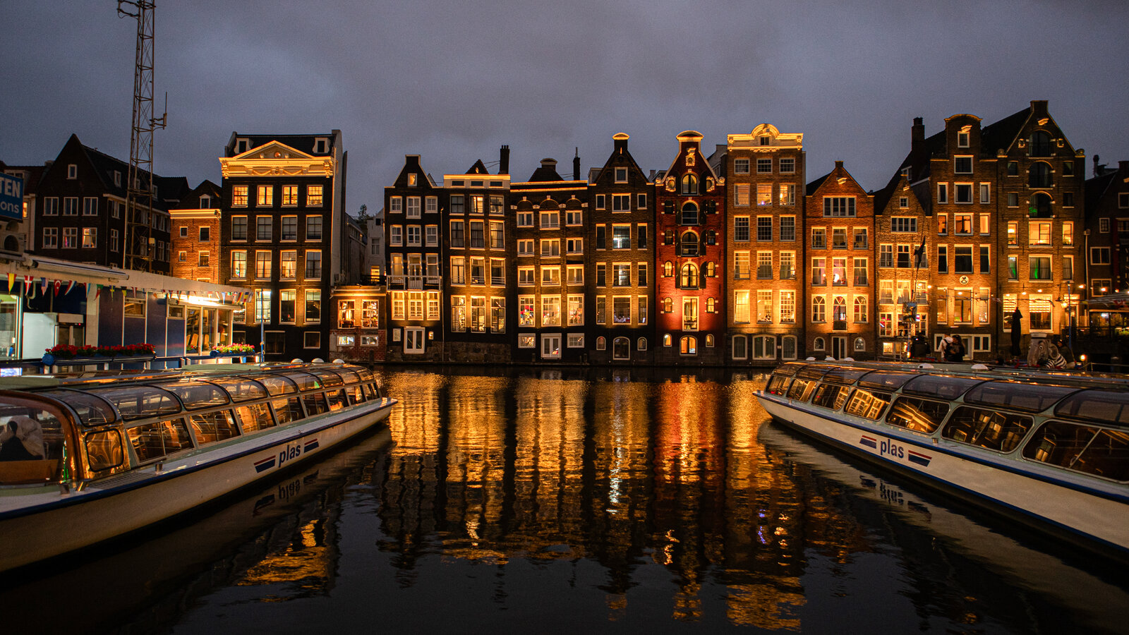 Day 07: Amsterdam - Canal Cruise - Drive to Germany